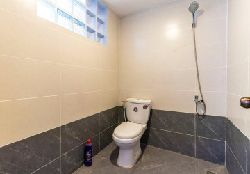 2 Bedroom House For Rent - Sangkat Siem Reap, Siem Reap thumbnail