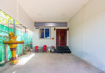 2 Bedroom House For Rent - Sangkat Siem Reap, Siem Reap thumbnail