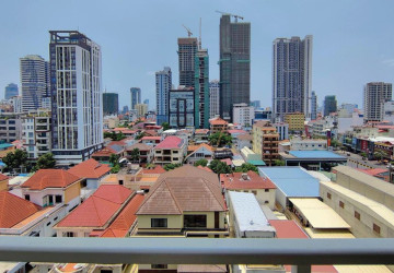10th Floor 1 Bedroom Condo For Sale - De Castle Royal, BKK1 , Phnom Penh thumbnail