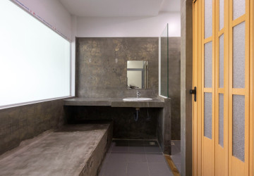 2 Bedroom Shophouse For Rent - Svay Dangkum, Siem Reap thumbnail