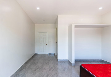 2 Bedroom Shophouse For Rent - Svay Dangkum, Siem Reap thumbnail