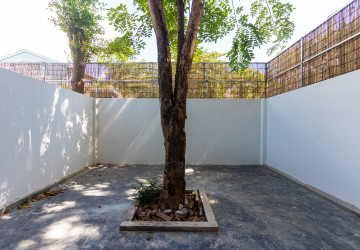 2 Bedroom Shophouse For Rent - Svay Dangkum, Siem Reap thumbnail