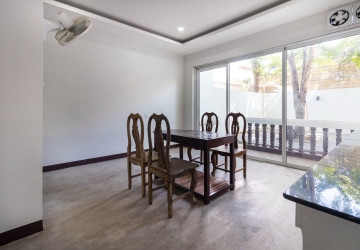 2 Bedroom Shophouse For Rent - Svay Dangkum, Siem Reap thumbnail