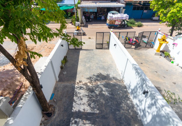 2 Bedroom Shophouse For Rent - Svay Dangkum, Siem Reap thumbnail