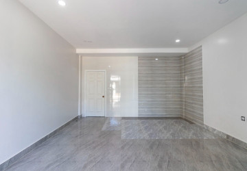 2 Bedroom Shophouse For Rent - Svay Dangkum, Siem Reap thumbnail