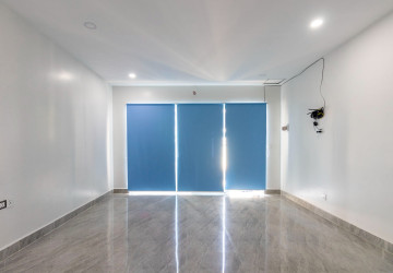 2 Bedroom Shophouse For Rent - Svay Dangkum, Siem Reap thumbnail