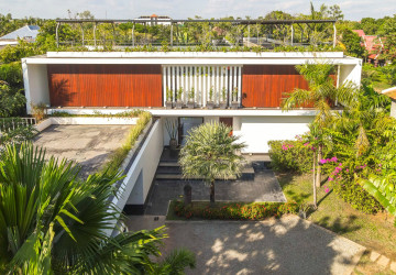 6 Bedroom Villa For Rent - Sala Kamreuk, Siem Reap thumbnail