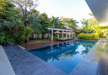 6 Bedroom Villa For Rent - Sala Kamreuk, Siem Reap thumbnail