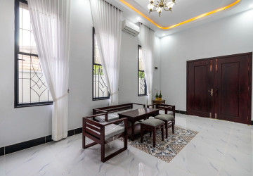 2 Bedroom Villa For Rent - Sala Kamreuk, Siem Reap thumbnail