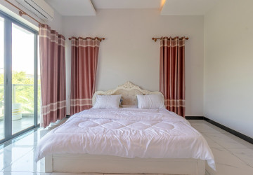 3 Bedroom Villa For Sale - Borey Tourism, Kandaek, Prasat Bakong, Siem Reap thumbnail