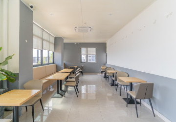 33 Sqm Studio For Rent - Real Hope Condo, Boeung Trabek, Phnom Penh thumbnail