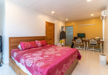 3 Bedroom Link Villa For Rent - Borey Peng Huoth The Star Platinum Mercurean, Veal Sbov, Phnom Penh thumbnail