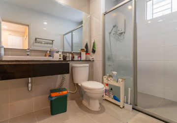 3 Bedroom Link Villa For Rent - Borey Peng Huoth The Star Platinum Mercurean, Veal Sbov, Phnom Penh thumbnail