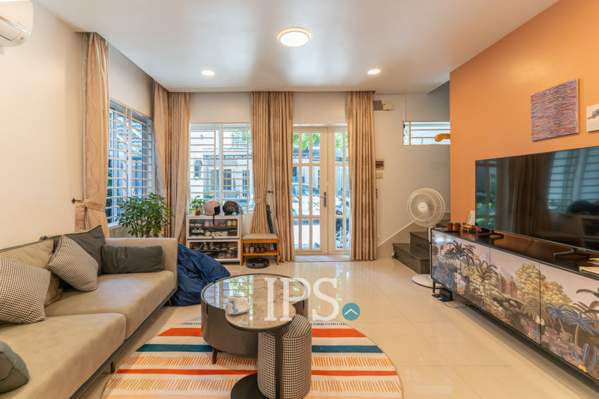 3 Bedroom Link Villa For Rent - Borey Peng Huoth The Star Platinum Mercurean, Veal Sbov, Phnom Penh