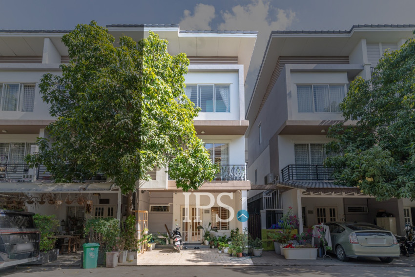 3 Bedroom Link Villa For Rent - Borey Peng Huoth The Star Platinum Mercurean, Veal Sbov, Phnom Penh