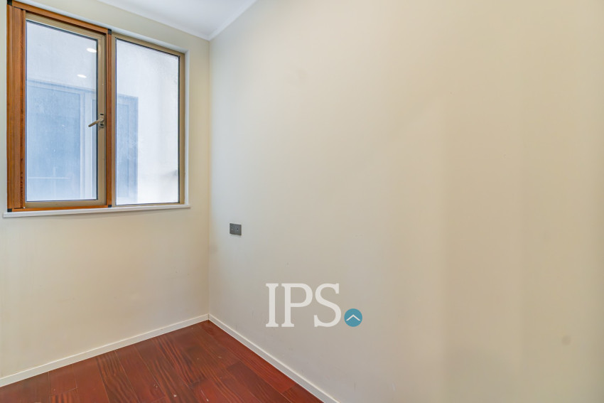 15th Floor 2 Bedroom Condo For Sale - One Park, Srah Chork, Phnom Penh