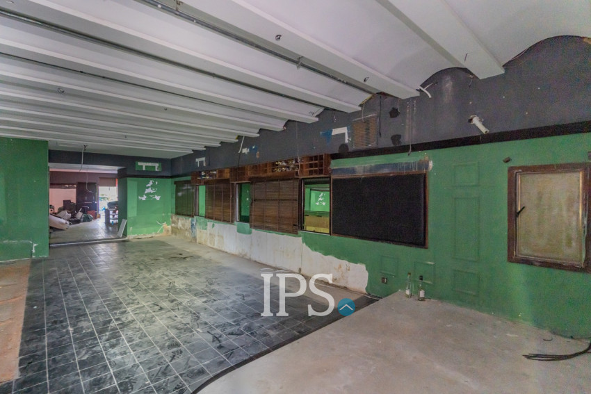 138 Sqm Retail Space For Rent - Chakto Mukh, Phnom Penh