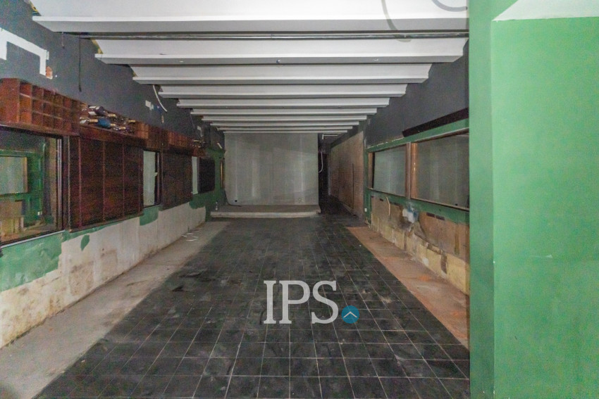 138 Sqm Retail Space For Rent - Chakto Mukh, Phnom Penh