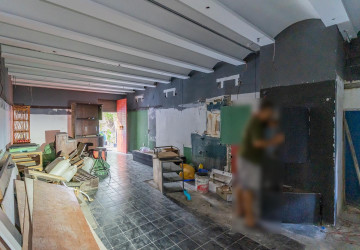 138 Sqm Retail Space For Rent - Chakto Mukh, Phnom Penh thumbnail