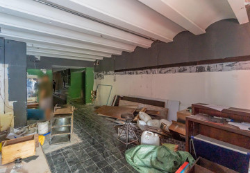 138 Sqm Retail Space For Rent - Chakto Mukh, Phnom Penh thumbnail
