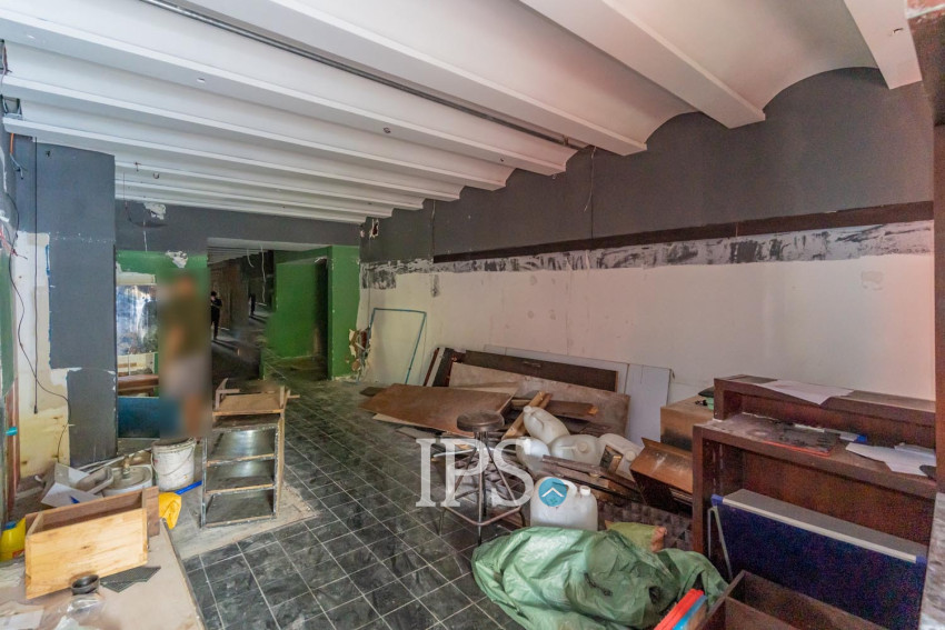 138 Sqm Retail Space For Rent - Chakto Mukh, Phnom Penh