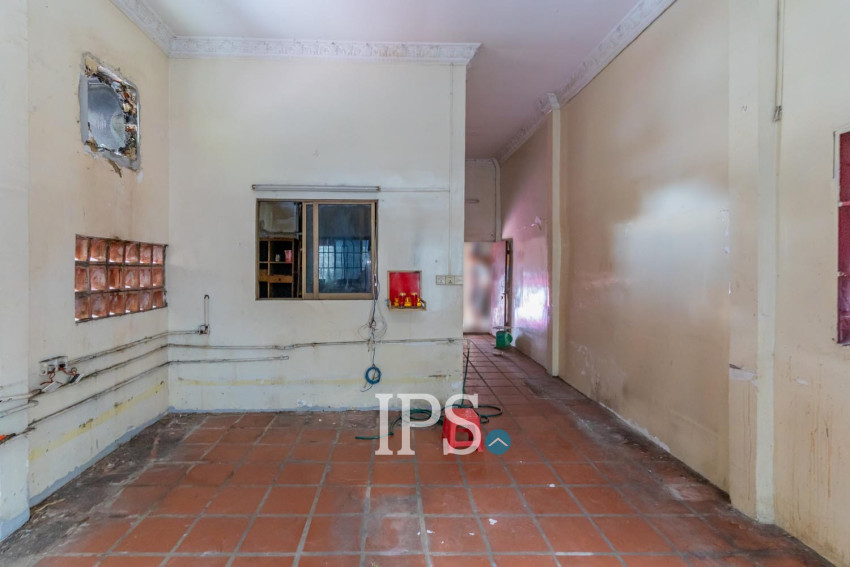 138 Sqm Retail Space For Rent - Chakto Mukh, Phnom Penh