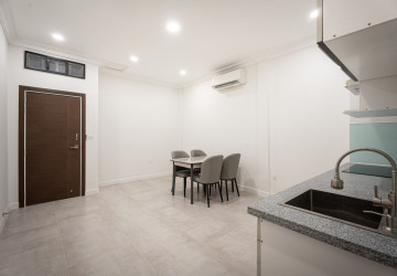92 Sqm Retail and 4 Units Apartment For Rent - BKK1, Phnom Penh thumbnail