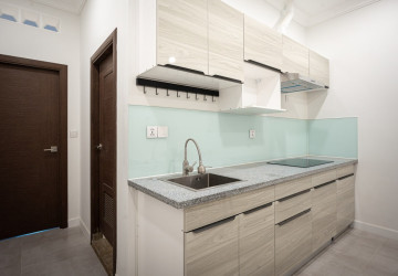 92 Sqm Retail and 4 Units Apartment For Rent - BKK1, Phnom Penh thumbnail