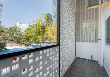 92 Sqm Retail and 4 Units Apartment For Rent - BKK1, Phnom Penh thumbnail