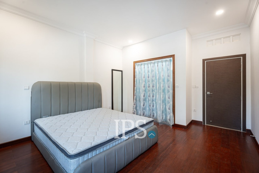 92 Sqm Retail and 4 Units Apartment For Rent - BKK1, Phnom Penh