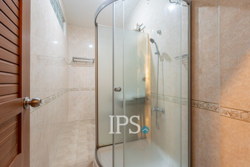 13 Bedroom Commercial Building For Rent - BKK1, Phnom Penh