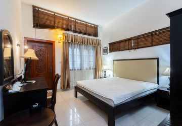 13 Bedroom Commercial Building For Rent - BKK1, Phnom Penh thumbnail