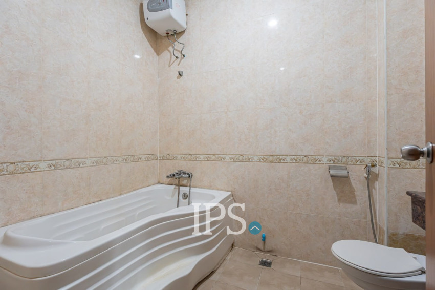 13 Bedroom Commercial Building For Rent - BKK1, Phnom Penh