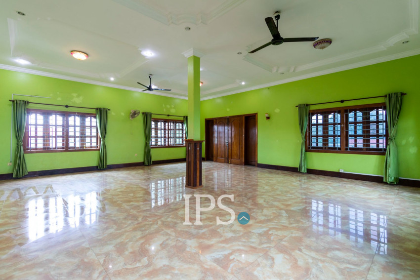6 Bedroom House For Rent - Sala Kamruek, Siem Reap