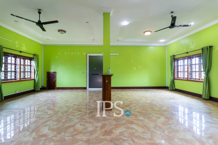 6 Bedroom House For Rent - Sala Kamruek, Siem Reap