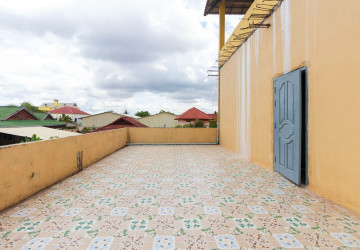 6 Bedroom House For Rent - Sala Kamruek, Siem Reap thumbnail