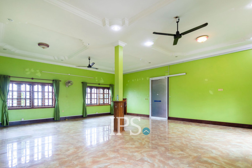 6 Bedroom House For Rent - Sala Kamruek, Siem Reap