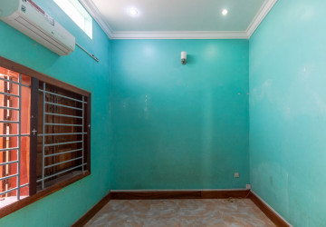 6 Bedroom House For Rent - Sala Kamruek, Siem Reap thumbnail