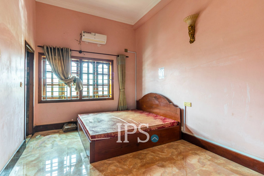 6 Bedroom House For Rent - Sala Kamruek, Siem Reap