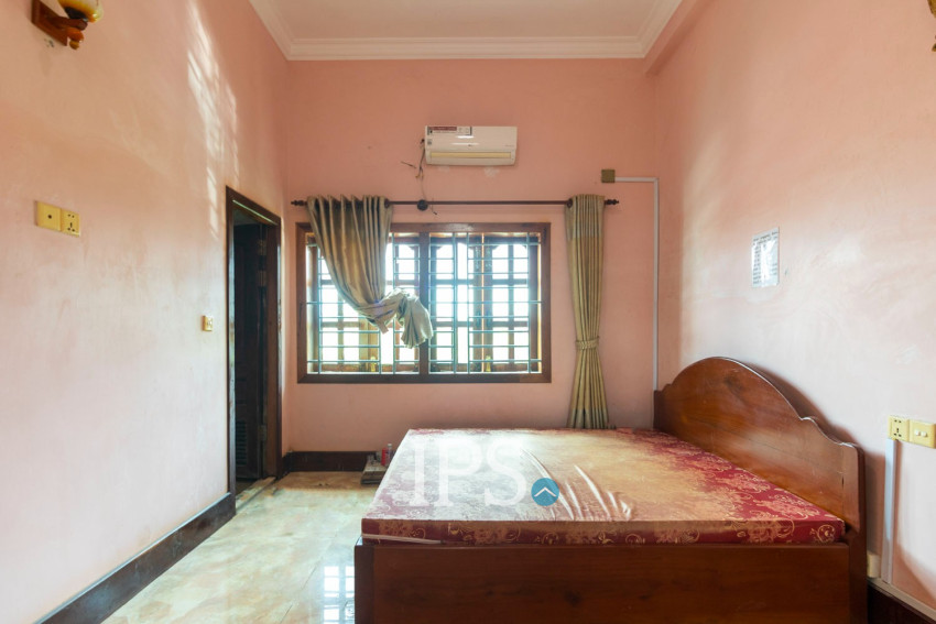 6 Bedroom House For Rent - Sala Kamruek, Siem Reap