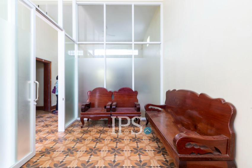 6 Bedroom House For Rent - Sala Kamruek, Siem Reap