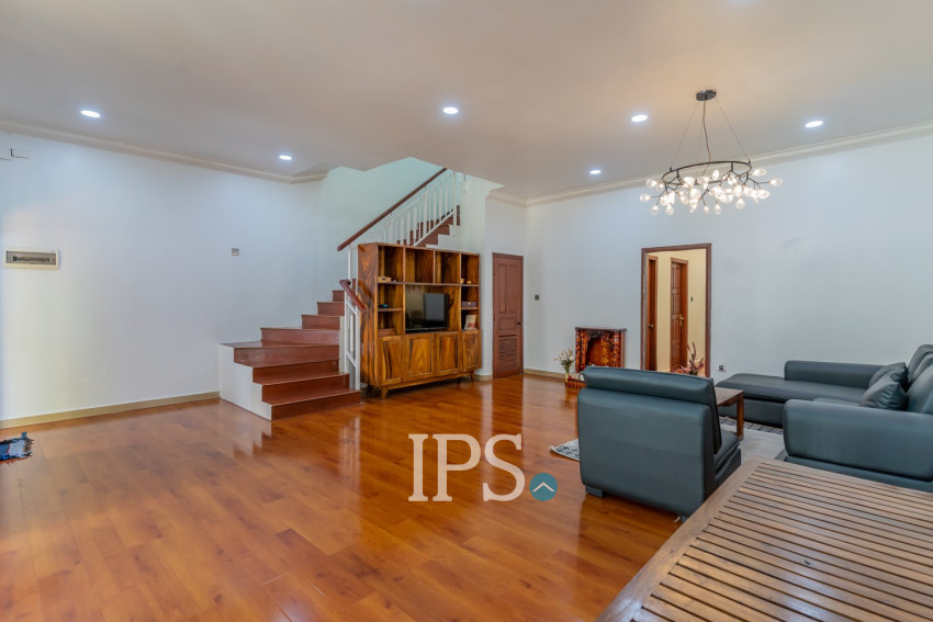 4 Bedroom Villa For Rent - Bassac Garden City, Tonle Bassac, Phnom Penh