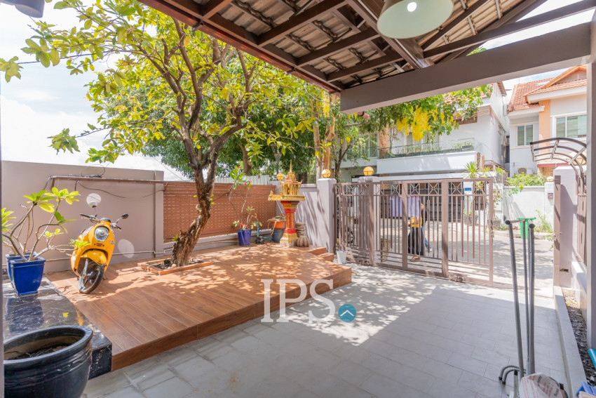 4 Bedroom Villa For Rent - Bassac Garden City, Tonle Bassac, Phnom Penh