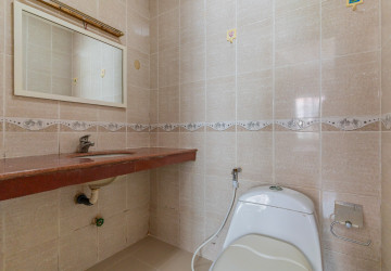 4 Bedroom Villa For Rent - Bassac Garden City, Tonle Bassac, Phnom Penh thumbnail