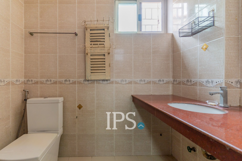 4 Bedroom Villa For Rent - Bassac Garden City, Tonle Bassac, Phnom Penh