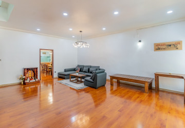 4 Bedroom Villa For Rent - Bassac Garden City, Tonle Bassac, Phnom Penh thumbnail