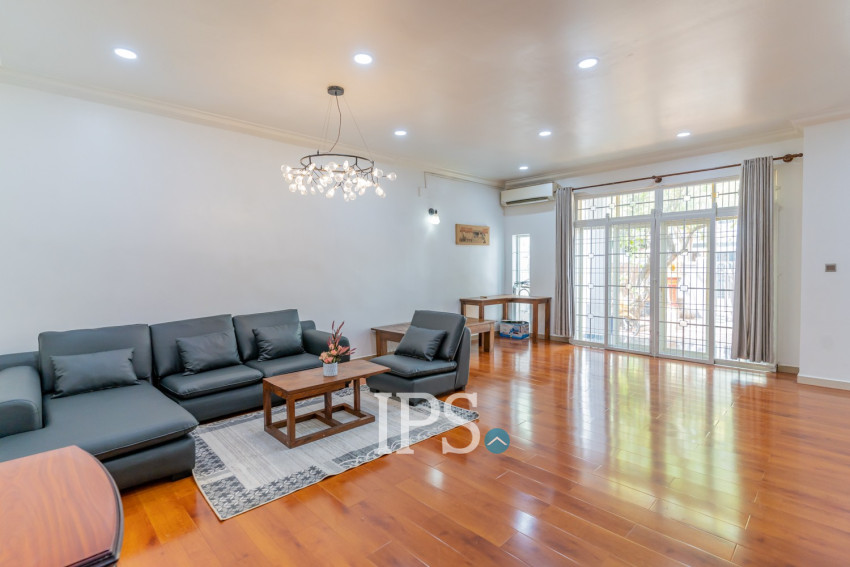 4 Bedroom Villa For Rent - Bassac Garden City, Tonle Bassac, Phnom Penh