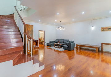 4 Bedroom Villa For Rent - Bassac Garden City, Tonle Bassac, Phnom Penh thumbnail
