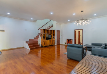 4 Bedroom Villa For Rent - Bassac Garden City, Tonle Bassac, Phnom Penh thumbnail