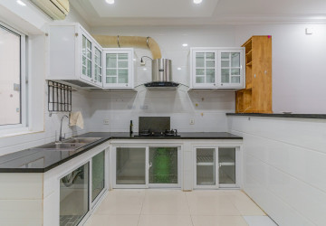 4 Bedroom Villa For Rent - Bassac Garden City, Tonle Bassac, Phnom Penh thumbnail